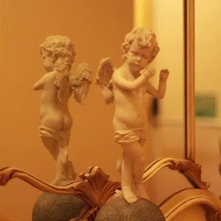 ホテル Portici
