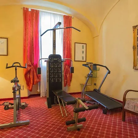 Hotel Portici 3*
