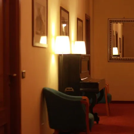 Portici Hotel 3*